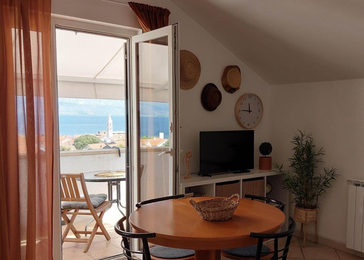 Apartments Natalia Supetar Ngoại thất bức ảnh
